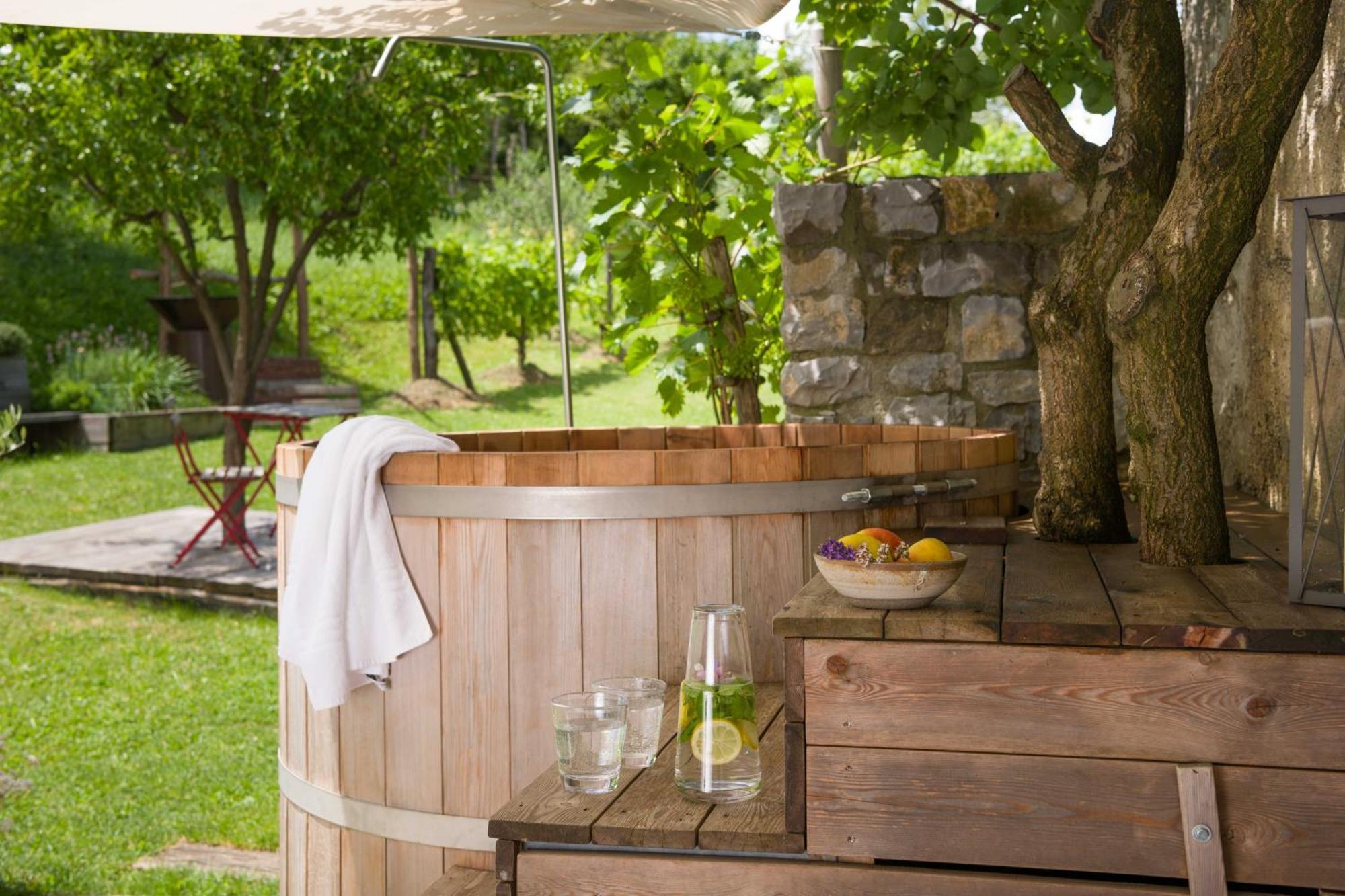 Villa Artes With Free Hot Tub & Sauna Branik Exteriér fotografie